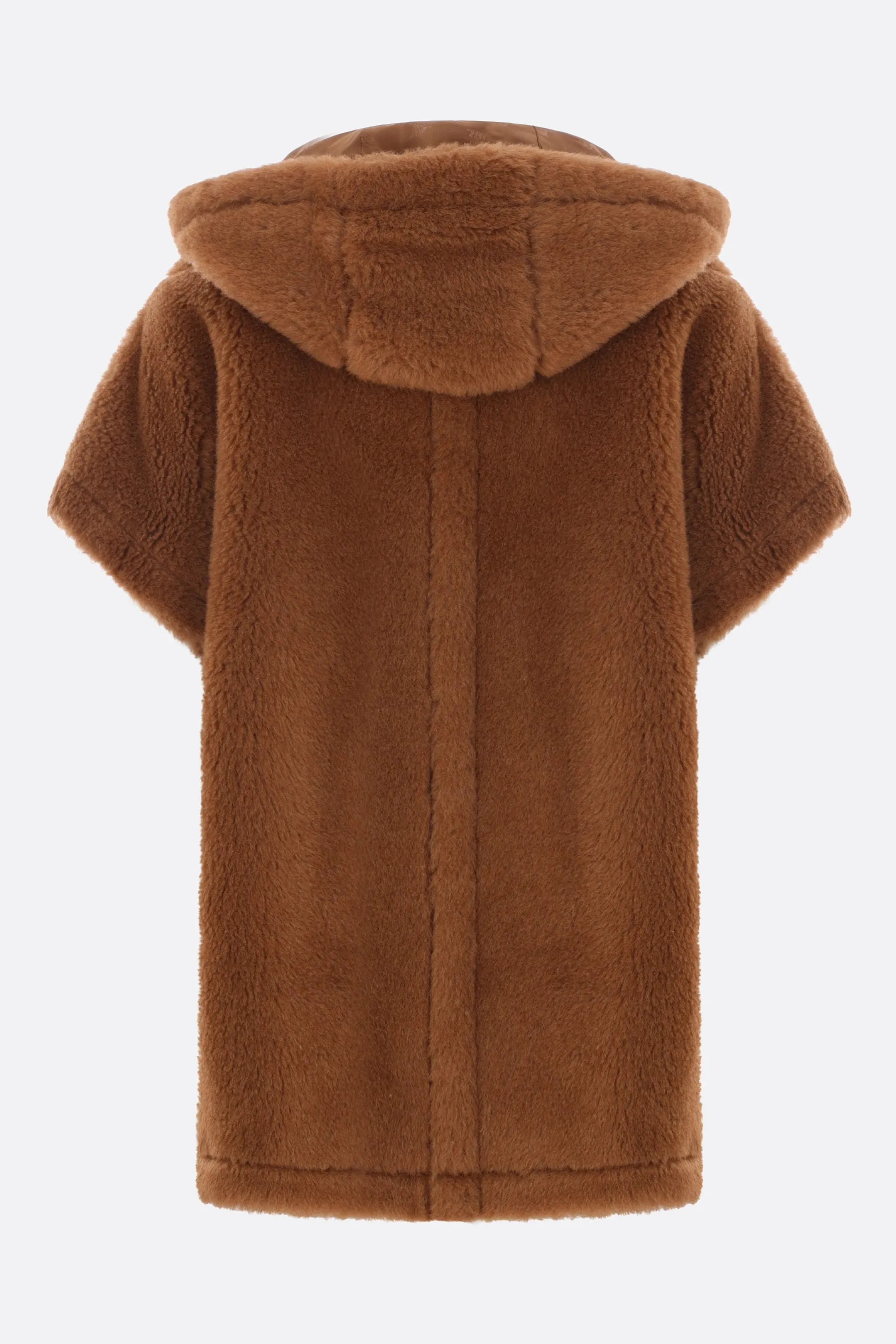 Lanoso Teddy Cape