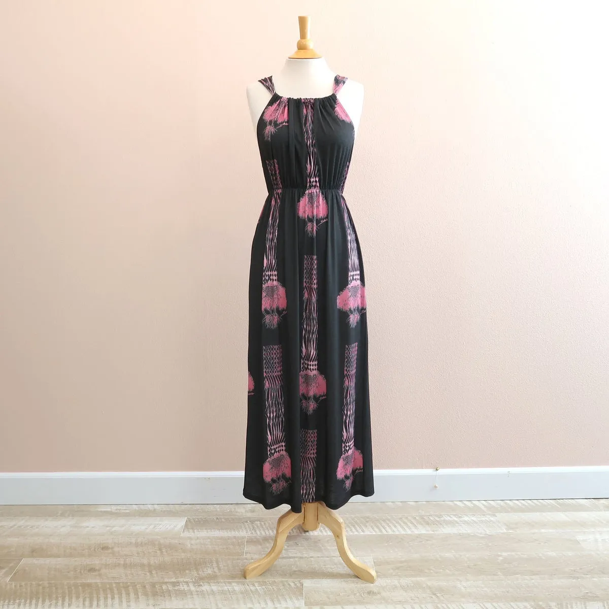 Lauhara Print Halter Black Dress