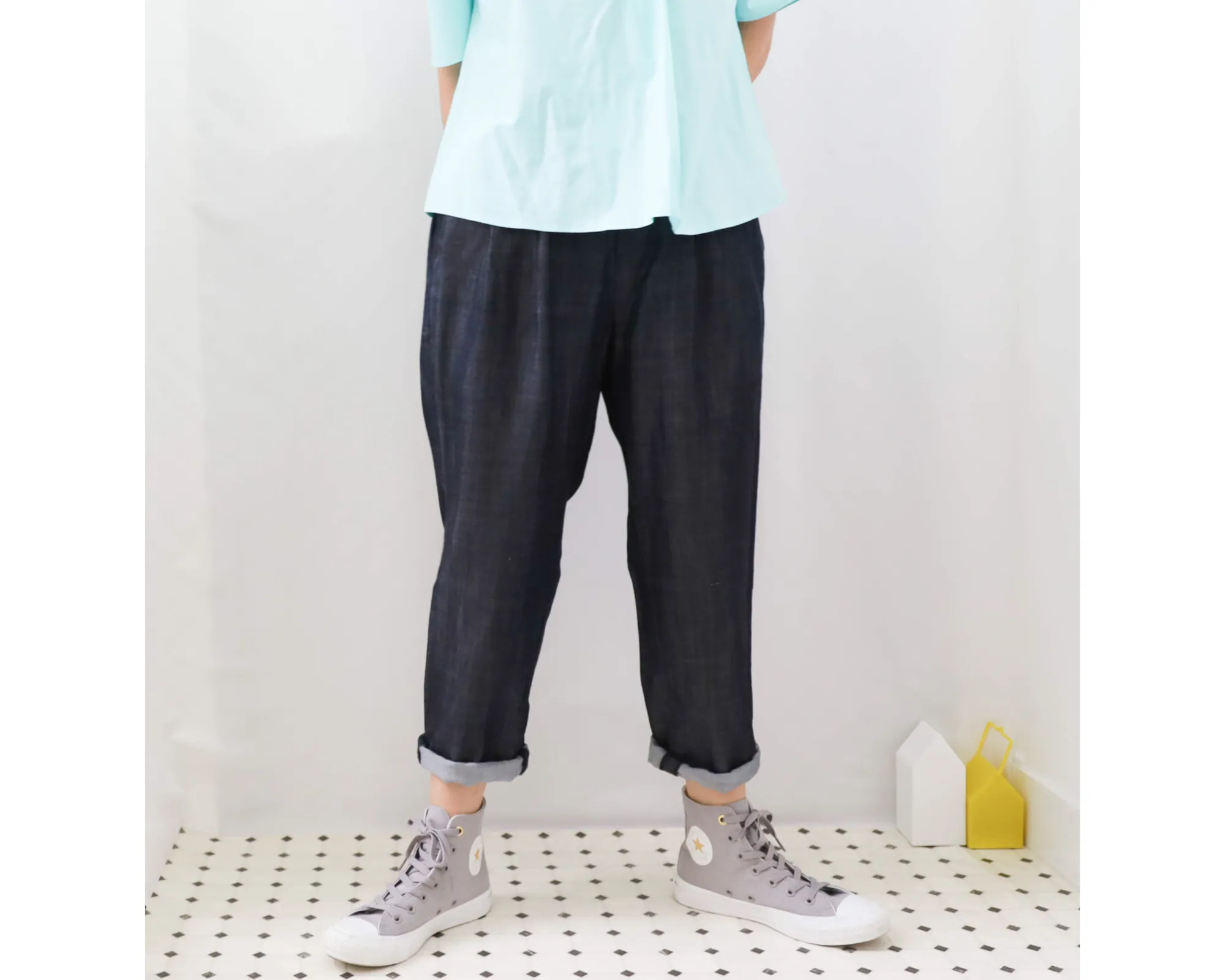 <P10D>  Soft Denim -Tapered Pants