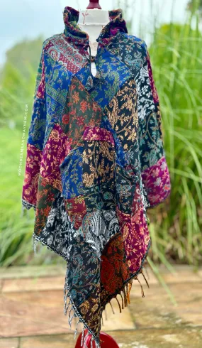 MOTHER EARTH PATCH PONCHO (O63OF)