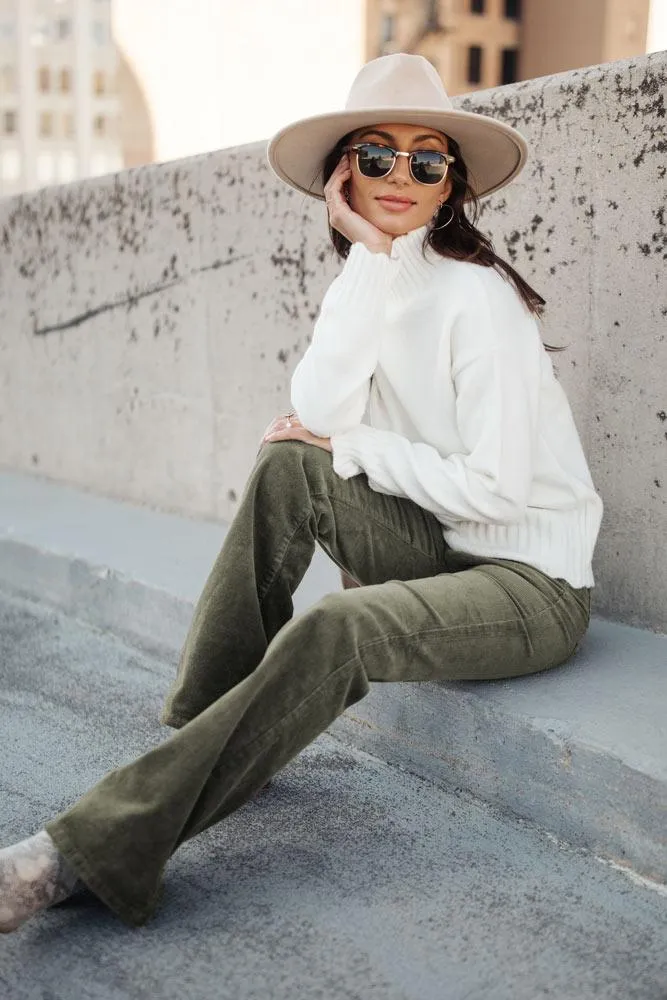 Natalie Turtleneck Sweater in Ivory