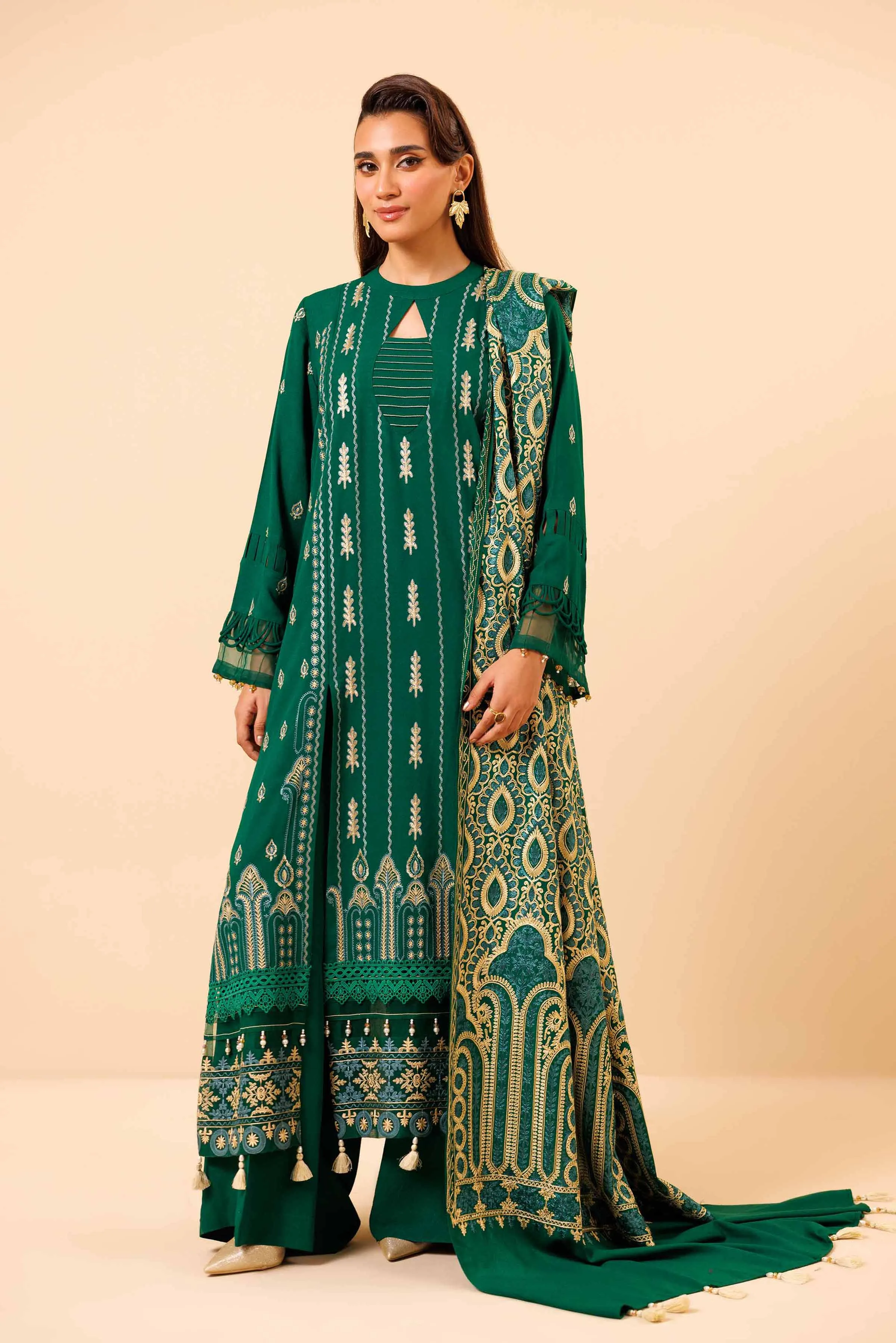 Unstitched Winter'24 - 3 Piece - Embroidered Suit - 42404388