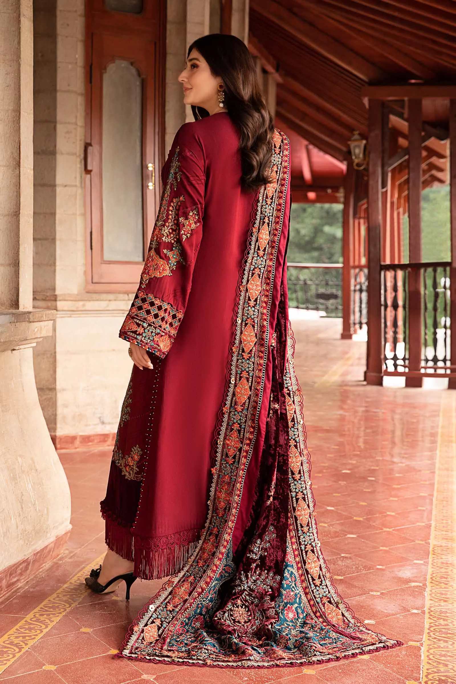 Winter Luxe'24 - 3 Piece Unstitched Embroidered Twill Linen Suit | DL-1210