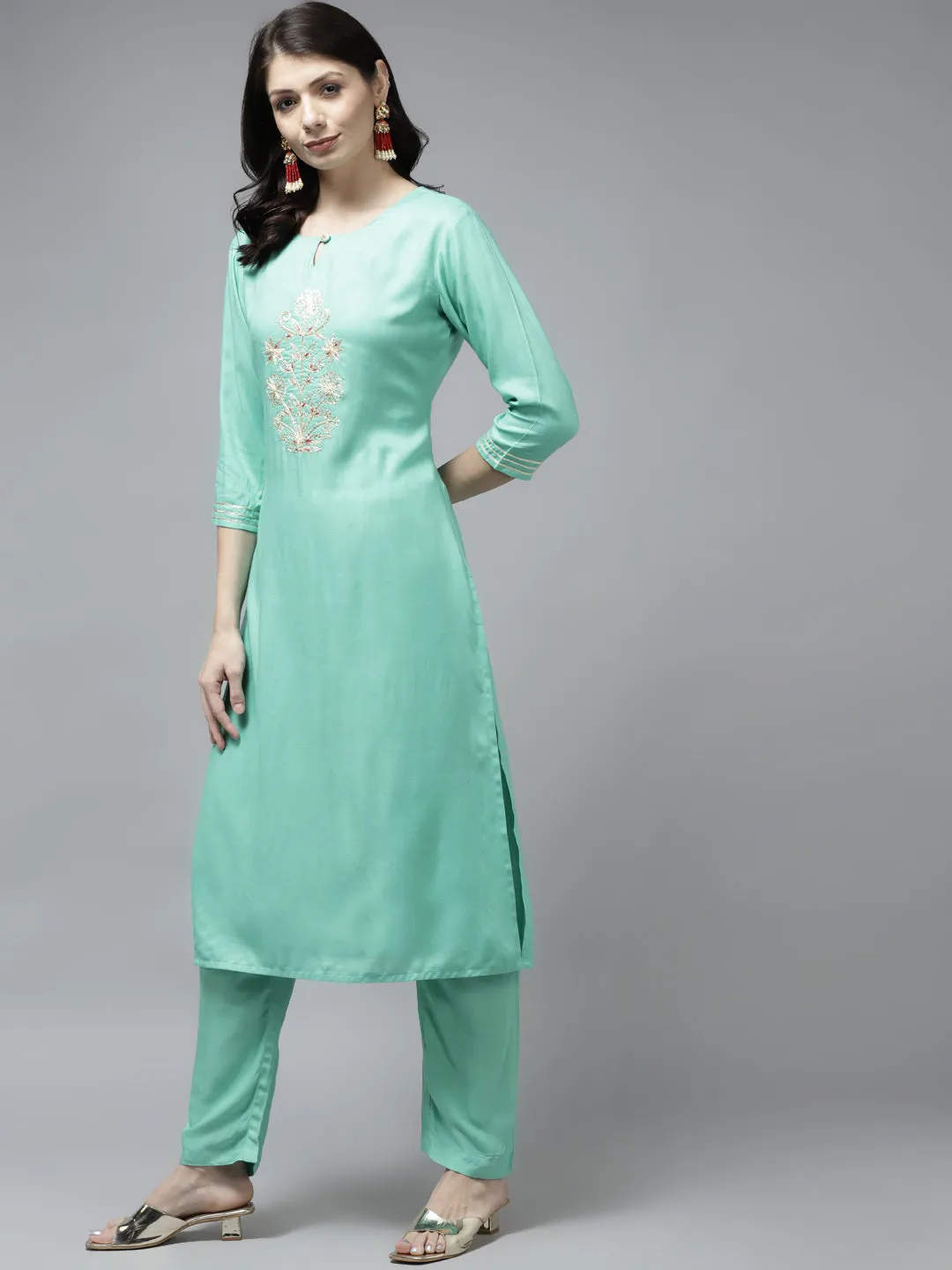 Women Sea Green Rayon Kurta Set With Dupatta